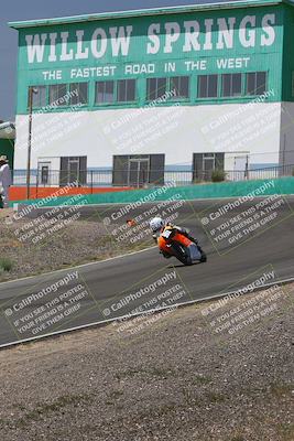 media/Apr-20-2025-AHRMA (Sun) [[393a79c373]]/Race/Group 4/Turn 4b/